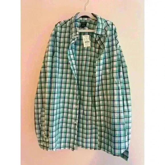 NWT J. Crew Classic Flex Washed Button Up Size M - Picture 1 of 4
